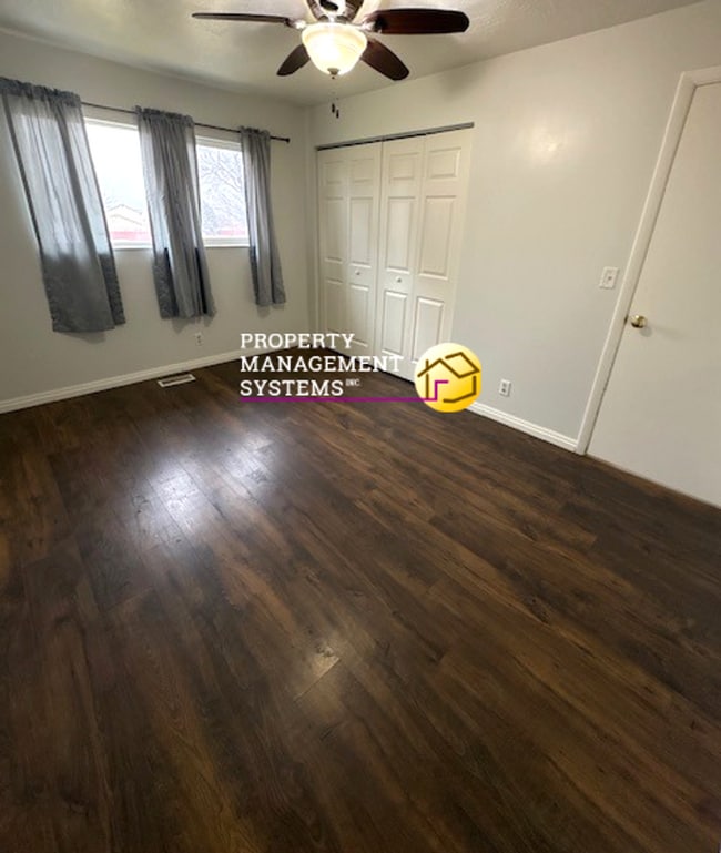 Building Photo - 3 Bedroom Home in West Jordan!