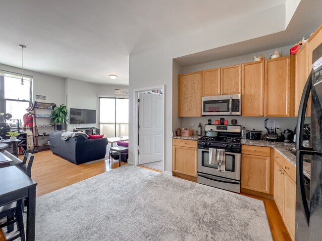 Building Photo - 1464 S Michigan Ave