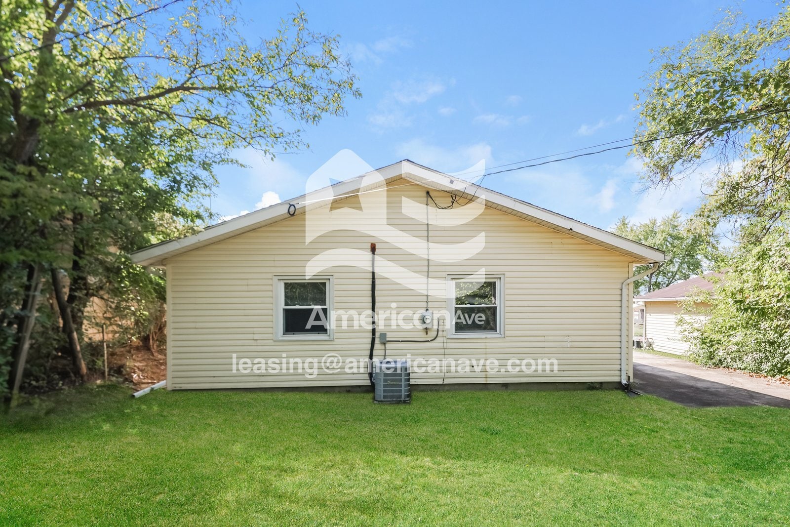 Building Photo - 3907 Larkspur Dr