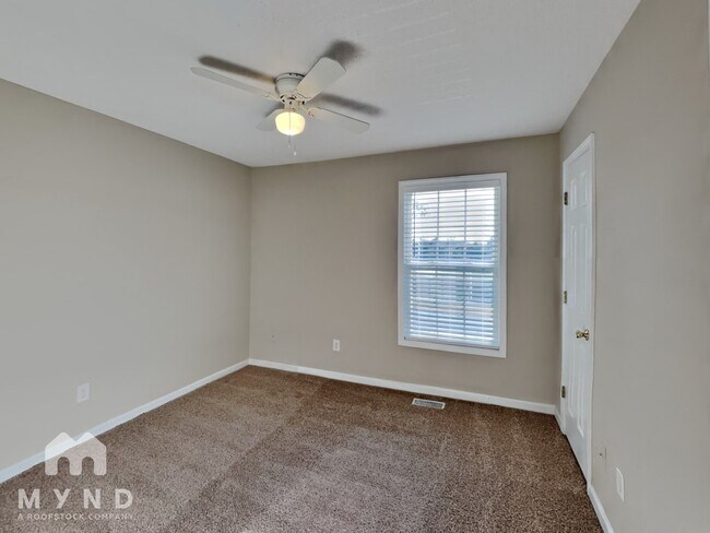 Building Photo - 107 Huntington Ct