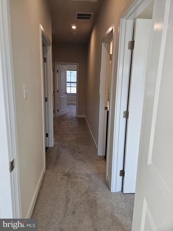 Building Photo - 7118 Bighorn Rd