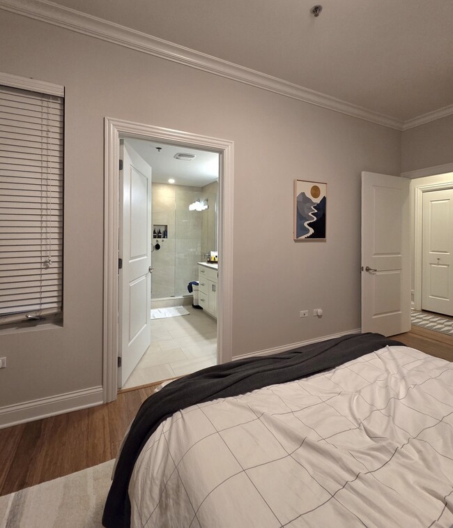 Building Photo - 20 N Aberdeen St