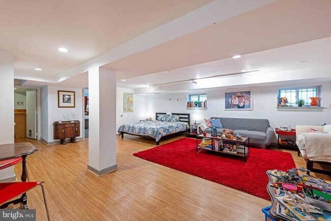 Building Photo - 3512 35th St NW