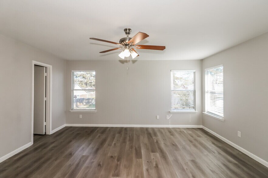 Building Photo - 20622 Bishops Gate Ln