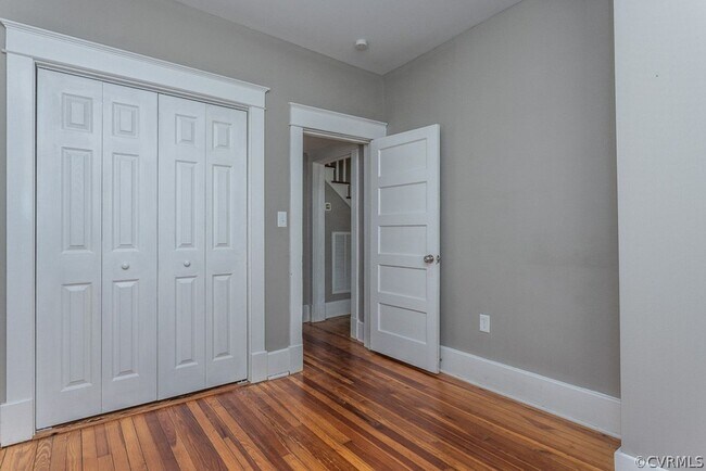 Building Photo - Cozy Home in Hopewell!