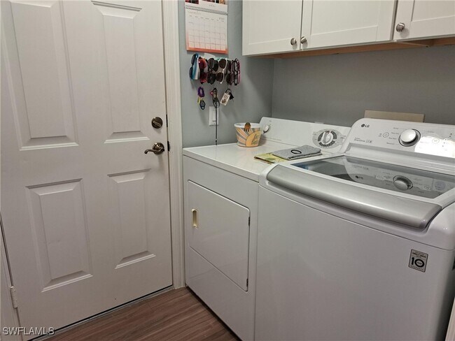 Building Photo - 11037 Harbour Yacht Ct