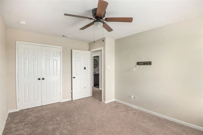 Building Photo - 6404 Macroom Meadows Ln