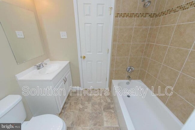 Building Photo - 257 Maple Wreath Ct