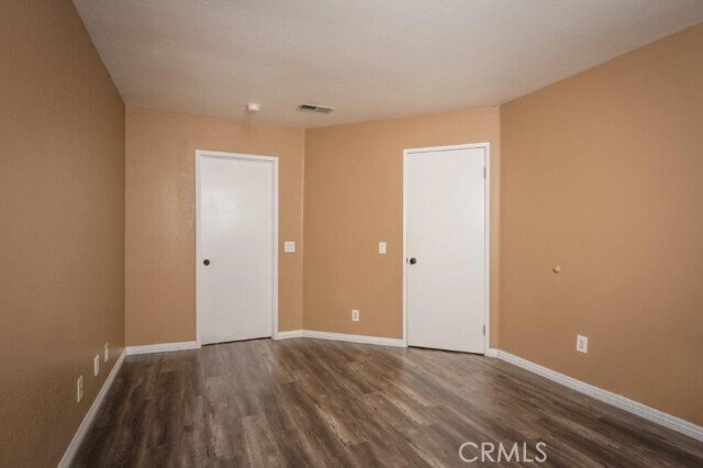 Building Photo - 31 Blackbird Ln