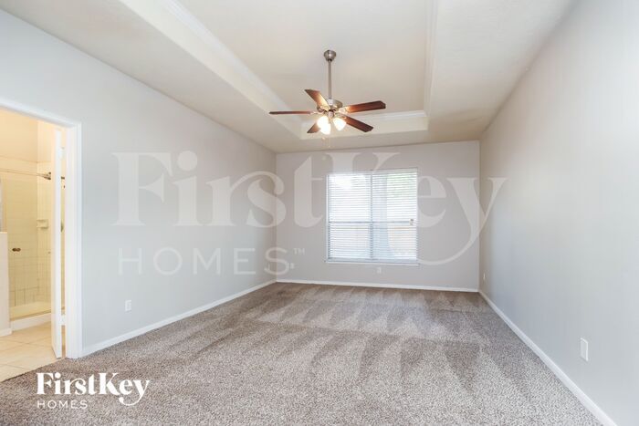 Building Photo - 9131 Landry Blvd