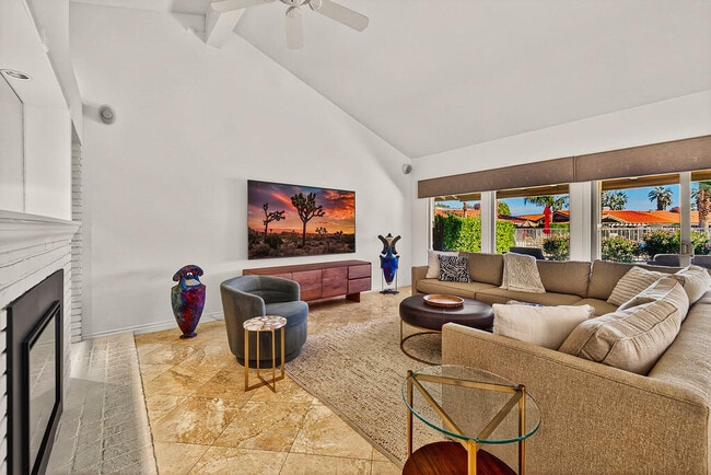 Building Photo - 45668 Pueblo Rd