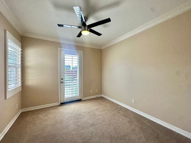 Building Photo - Torrey Hills, Beautiful La Strada Home wit...