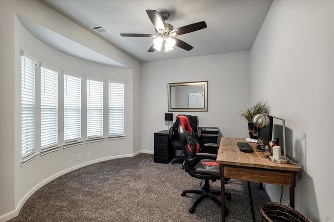 Building Photo - 3225 Sioux Trl