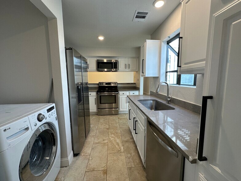W/D + fridge included in rental - 130 Wilderness Trl