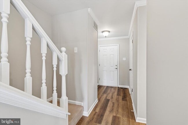 Building Photo - 214 Troon Ct