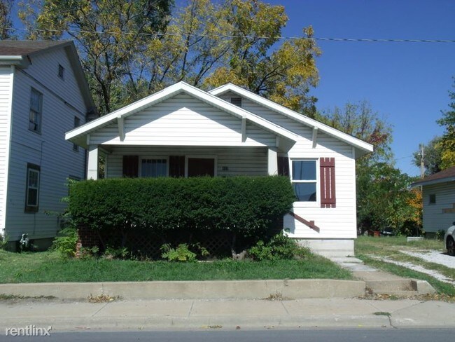 Primary Photo - 2 br, 1 bath House - 431 W Division St