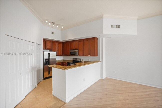 Building Photo - 3001 NE 185th St