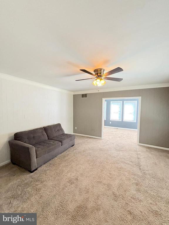 Building Photo - 405-383 S White Horse Pike