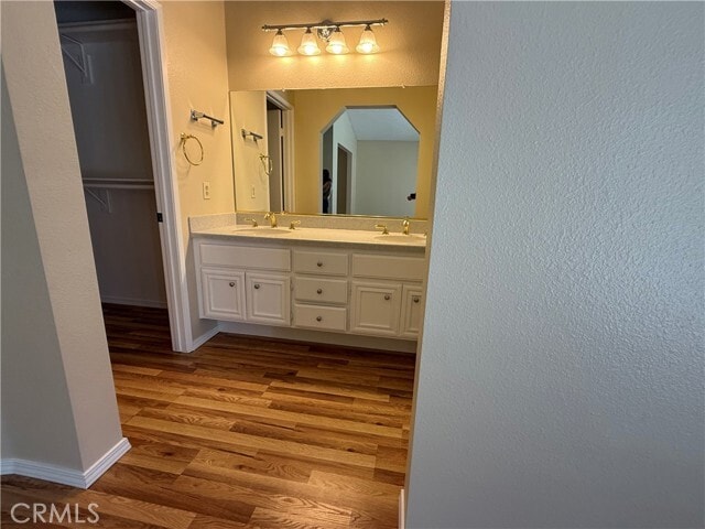 Building Photo - 5772 Riviera Ave