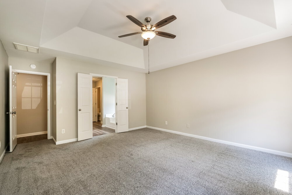 Building Photo - 3391 Kittery Dr SW