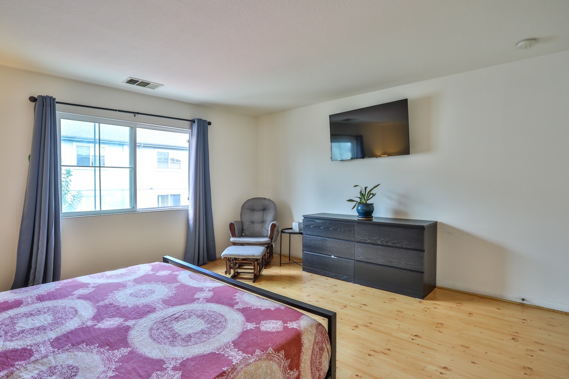 Building Photo - 17828 Woodbine Ct
