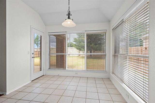 Building Photo - 6604 Hayling Way