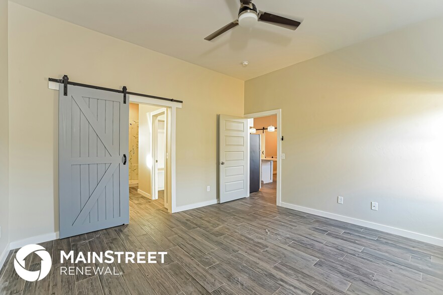 Building Photo - 11341 Paradise Out Ln