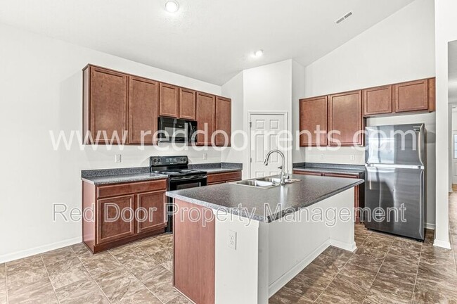 Building Photo - 692 N Granite Dr