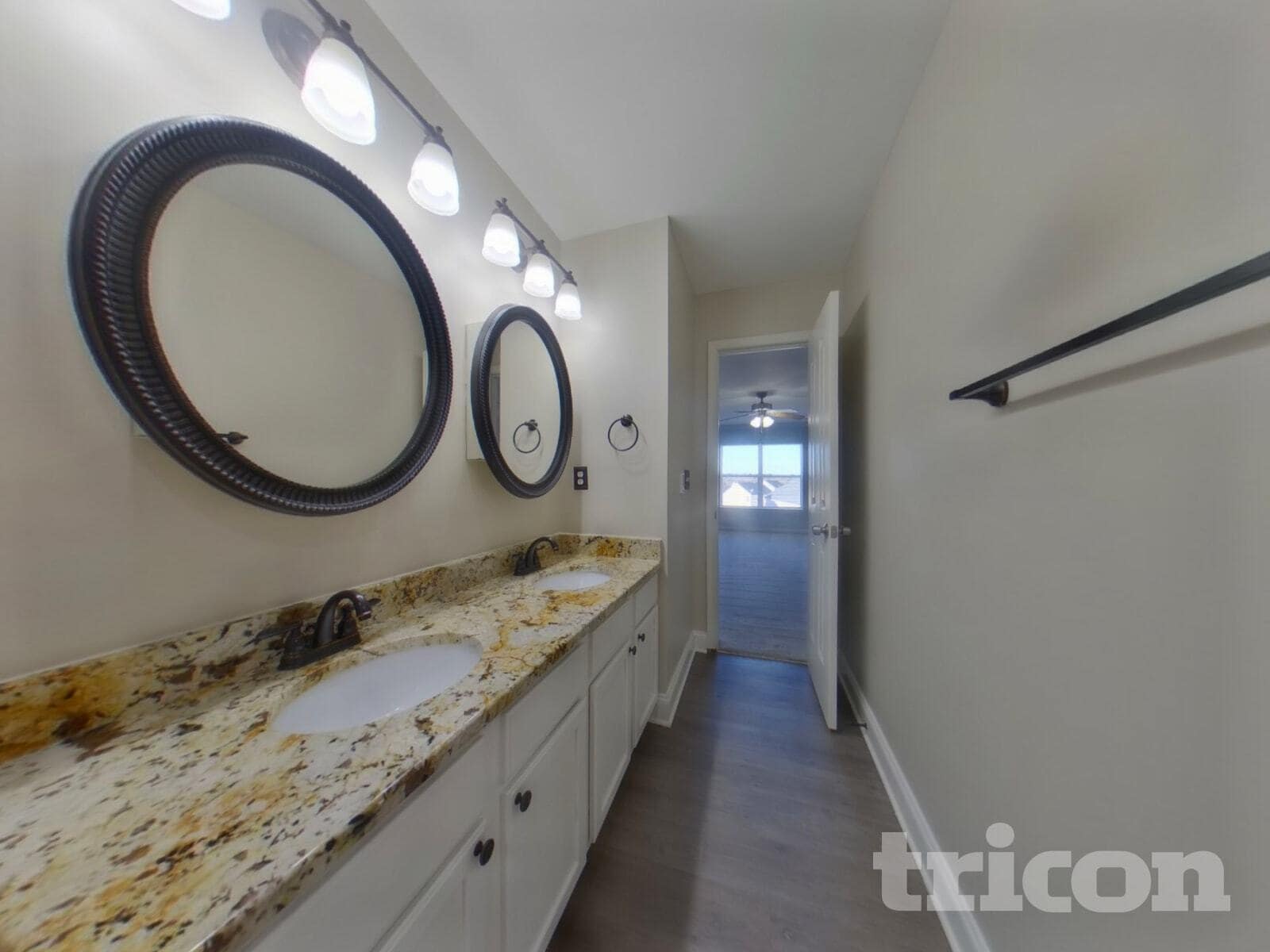 Building Photo - 1208 Ballina Way