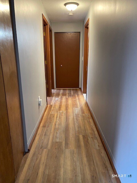 Building Photo - 11 Putter Dr