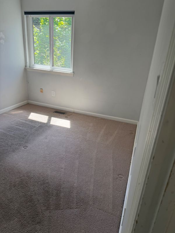 Building Photo - 706 Bismark Way