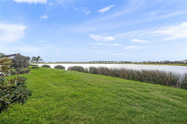 Building Photo - 997 Crosswind Ave