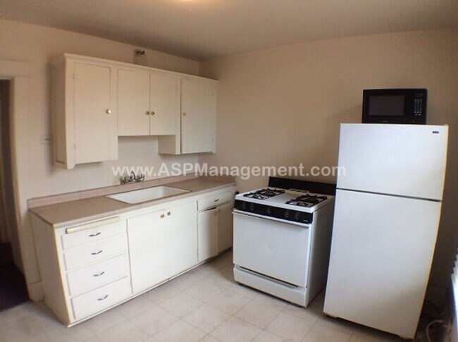 Building Photo - 314 N 200 W