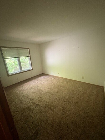 Bedroom 2 - 3700 Westmark Cir