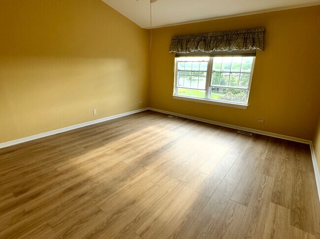 Building Photo - 1182 Georgetown Way