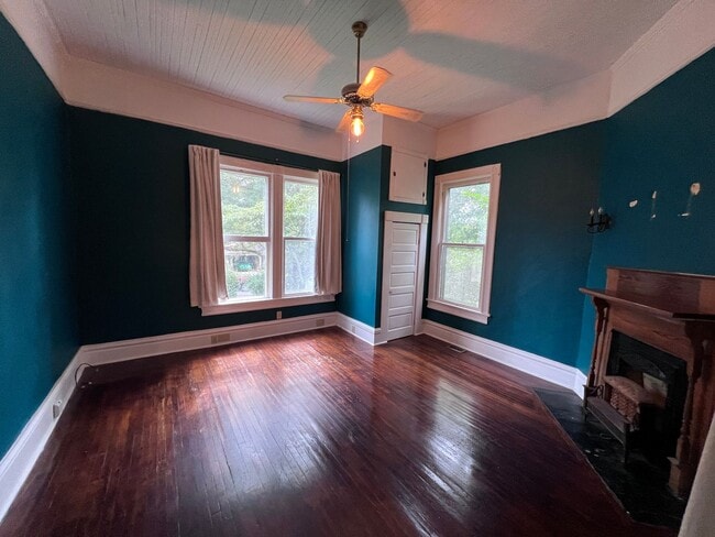 Building Photo - Historic District - Opelika