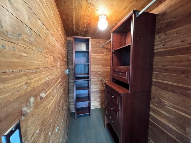 Building Photo - 125 NW 100th St