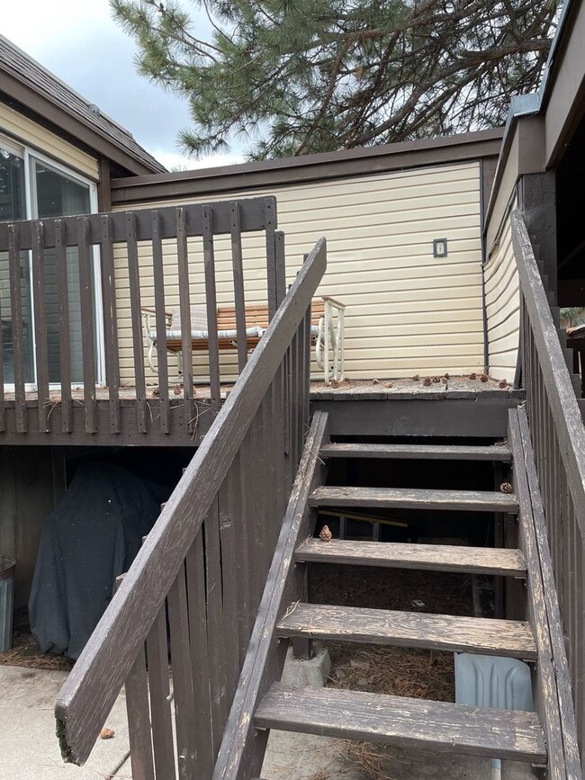 Building Photo - Beautiful South Ogden home