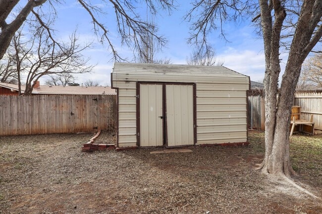 Building Photo - Remodeled Home in Puckett with Lease With ...