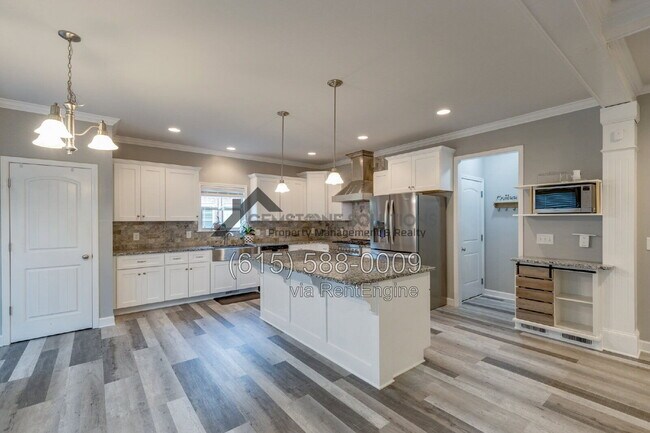 Building Photo - 9055 Wheeler Dr