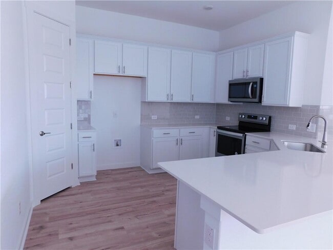 Building Photo - 421 Peace Pipe Way