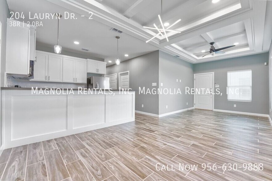 Building Photo - 204 Lauryn Dr