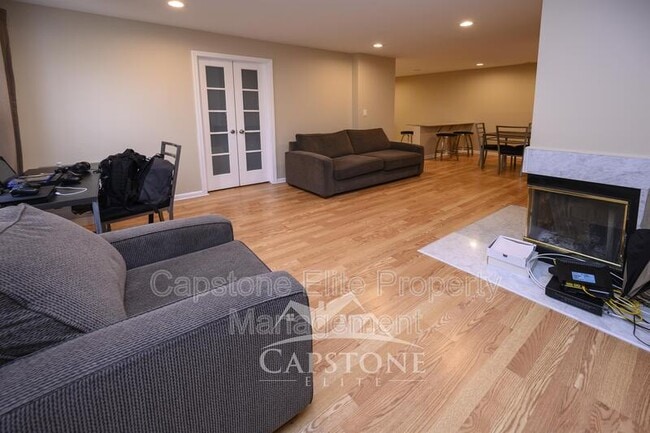 Building Photo - 4 Rutgers Dr