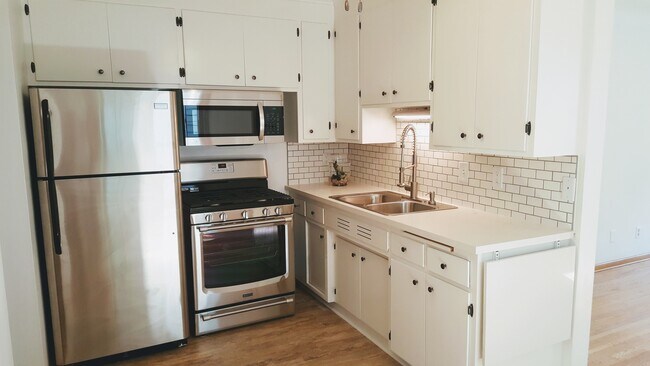 Primary Photo - 1269 7th St W