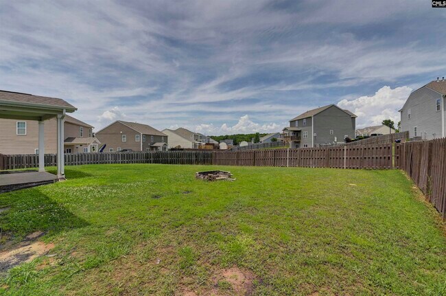 Building Photo - 414 Tulip Way