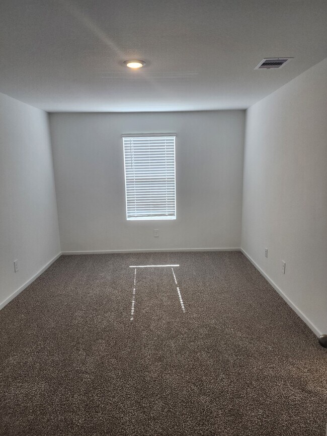 Building Photo - 2407 Cherry Ruby Dr