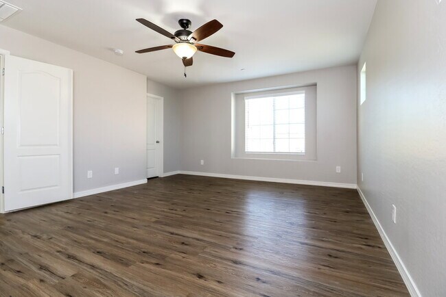 Building Photo - 29139 N 124th Dr