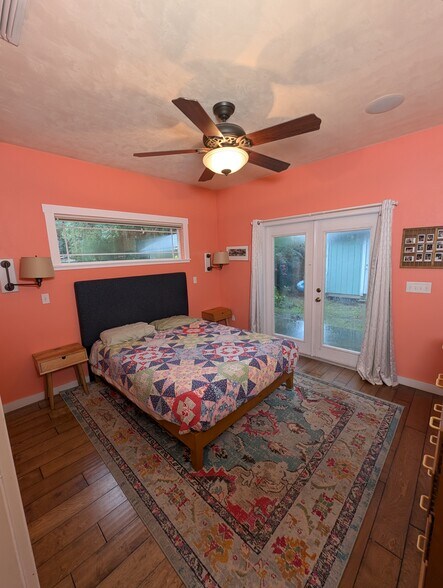 Bedroom 1 - 910 NW 29th Pl