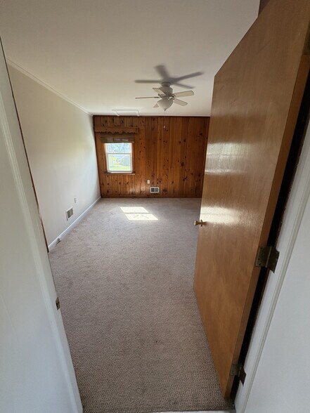 Bedroom 2 - 18 Wordsworth Dr
