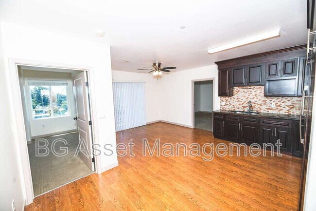 Building Photo - 1459 MacArthur Blvd